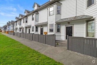 Building Photo - Charming 3BR Home in Heart of Tacoma - Mod...
