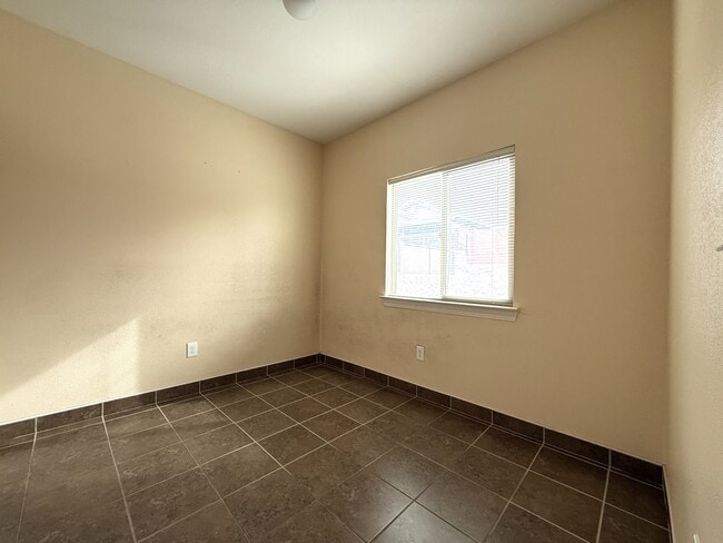 Building Photo - 13136 Freshford