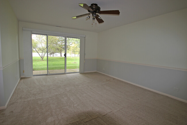Building Photo - 1218 N Streamwood Ln