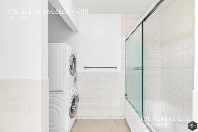Building Photo - 738 S Los Angeles St