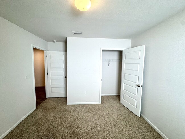 Building Photo - Beautiful 4 Bedroom Home in Brighton Oaks – Convenient to Tyndall AFB!