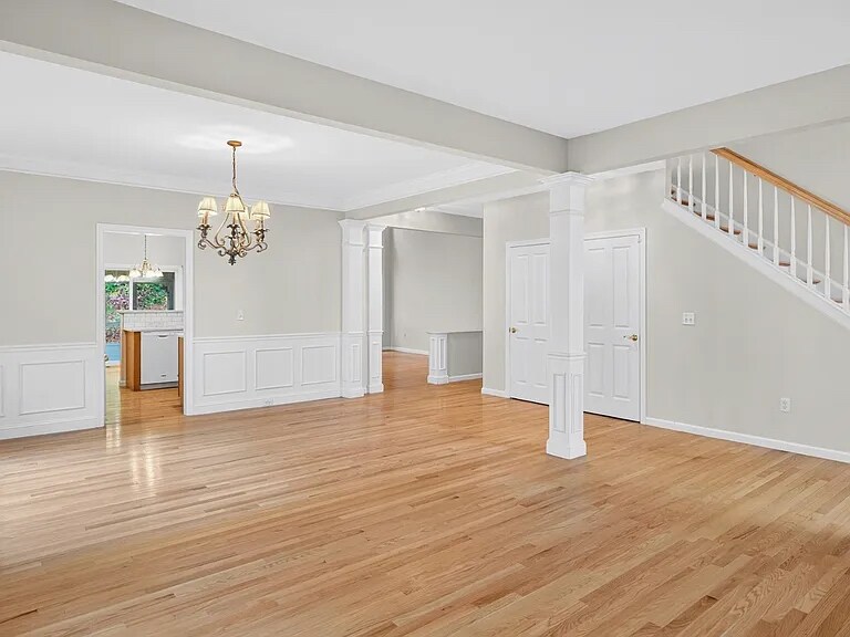 Building Photo - 40 Miller's Joist