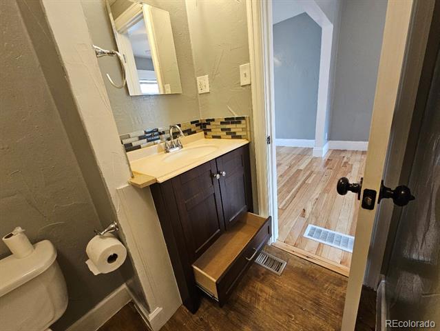 Building Photo - 1807 E 37th Ave