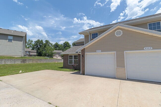 Building Photo - 1507 Bodie Dr