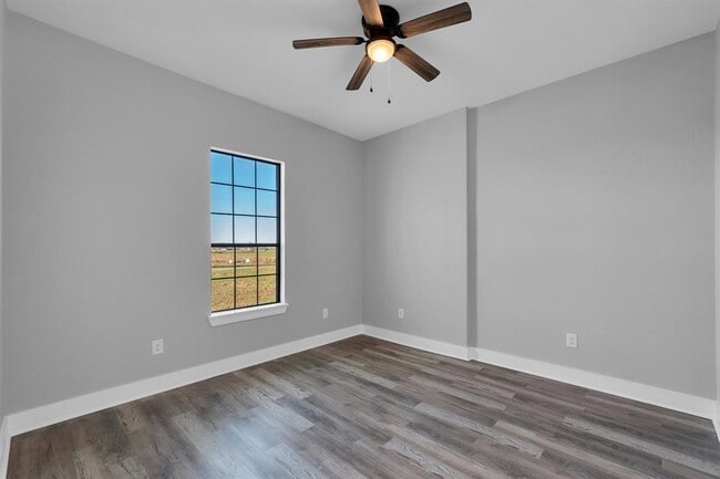 Building Photo - 519 Chuckwagon Trail
