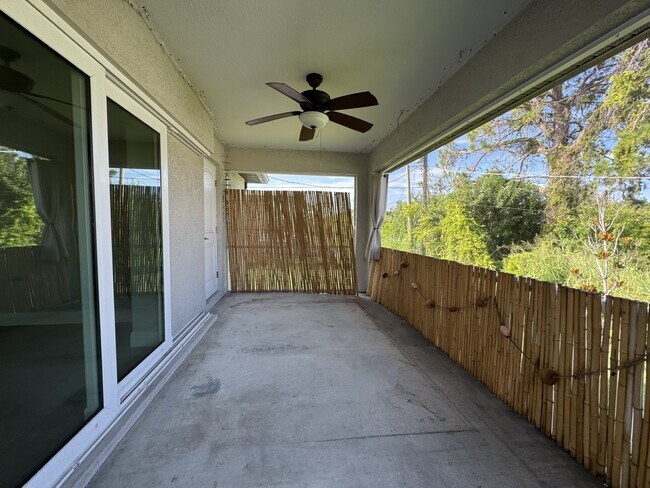 Building Photo - 4310 Zenith Rd