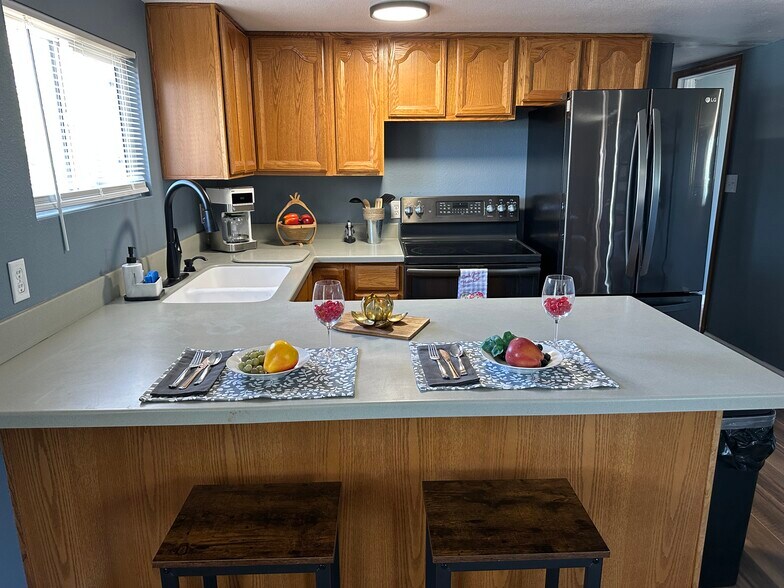 Building Photo - 1949 Daggs Loop