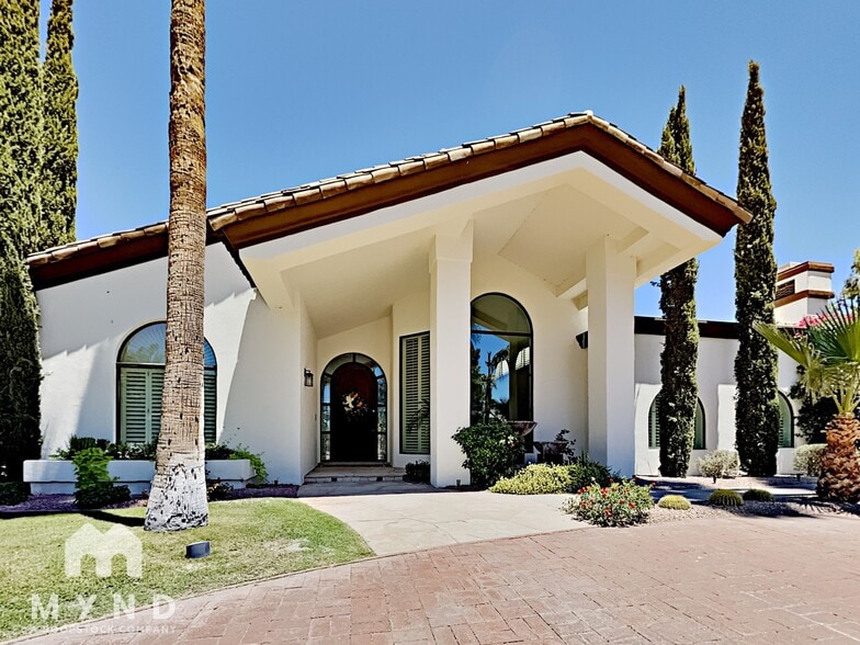 Primary Photo - 8260 E Sutton Dr