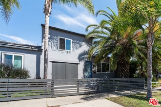 Building Photo - 2318 Beach Ave