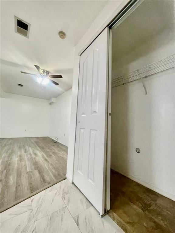 Building Photo - 305 Corbin Ave