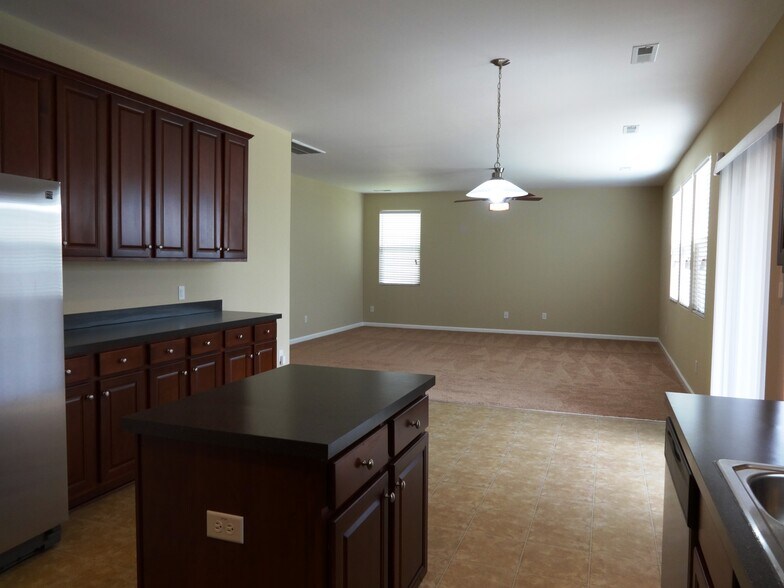 Building Photo - 3115 Conservancy Ln