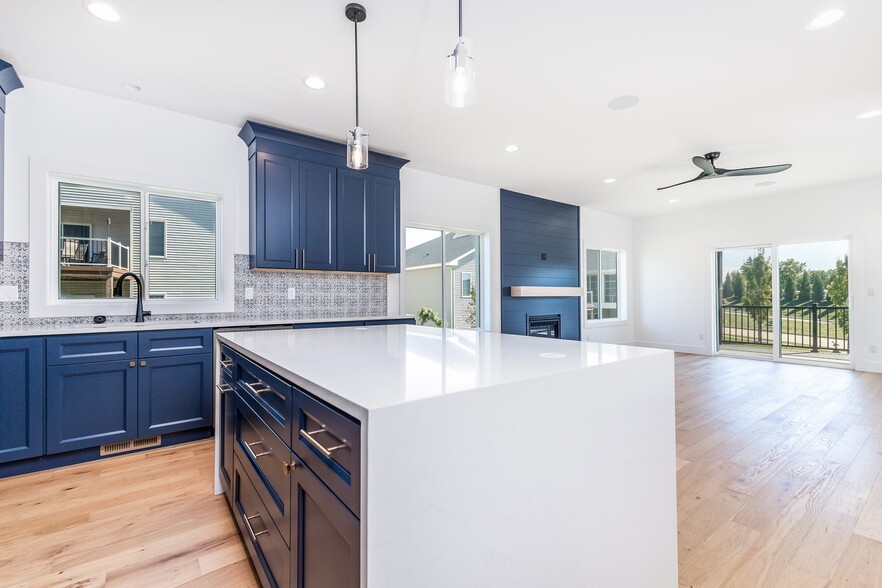 Building Photo - 1380 Autumn Ridge Ln