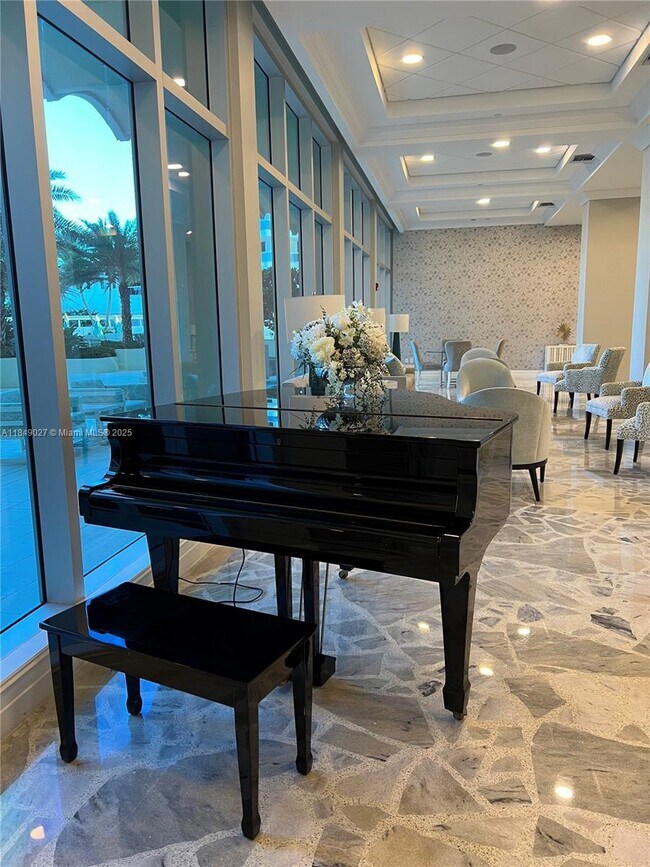 Building Photo - 2501 S Ocean Dr