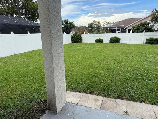 Building Photo - 125 Florida Park Dr N