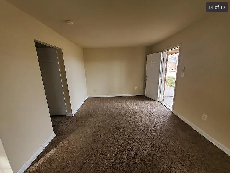 Building Photo - 416 S West St