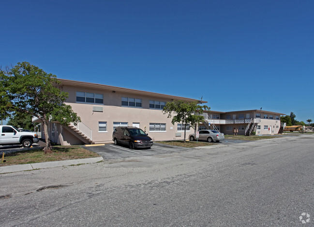 Primary Photo - The Palms Apartments