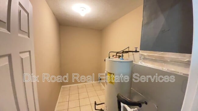 Building Photo - 1713 Bonita Dr