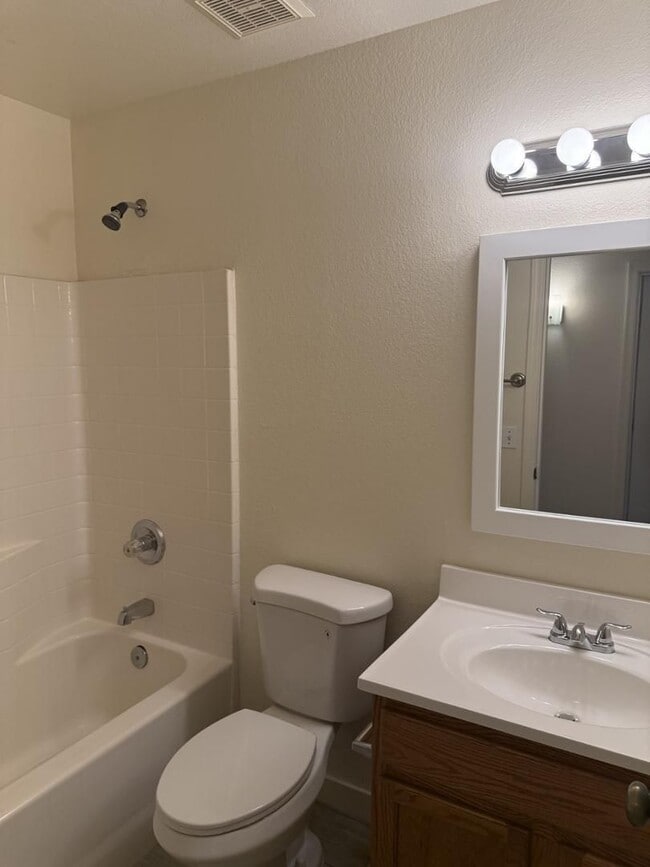 Building Photo - Mesa rental in Wynstone @ Broadway/202