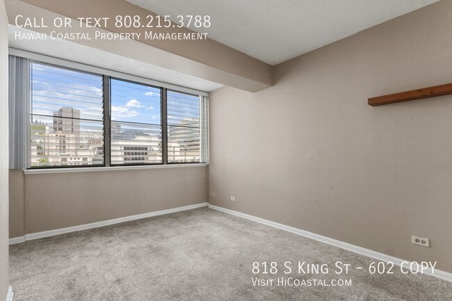 Building Photo - 818 S King St