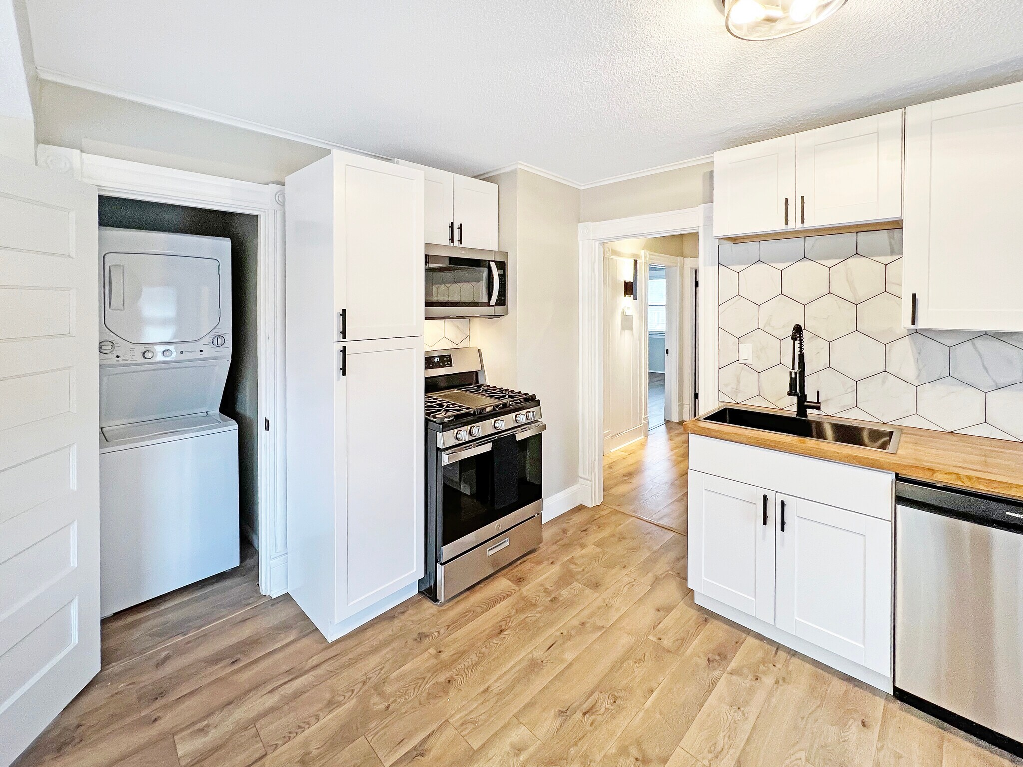 Laundry - 111 Belden St