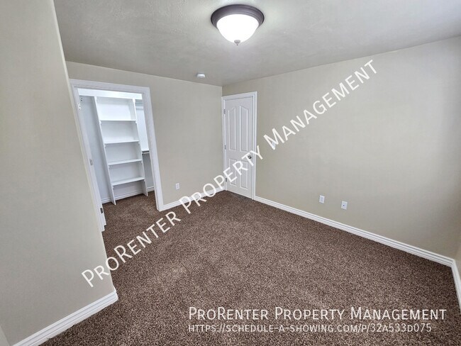 Building Photo - 1911 1485 W