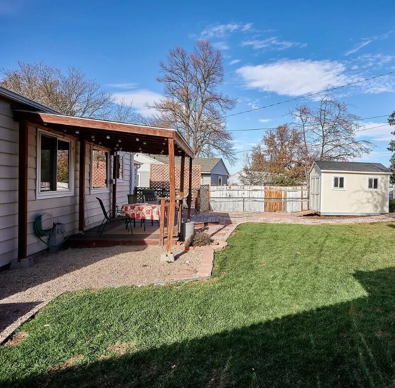 Building Photo - 3833 E Nielsen Ln