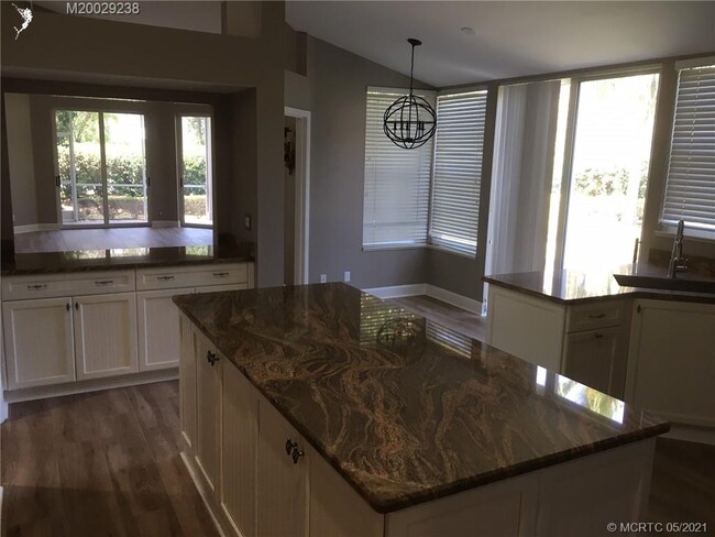 Building Photo - 2203 NW Seagrass Dr