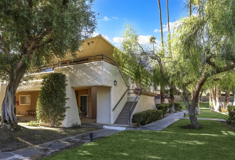 Building Photo - 2825 N Los Felices Rd