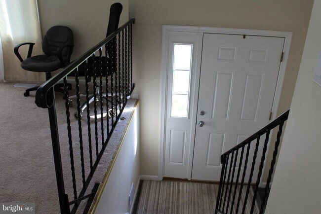 Building Photo - 5702 Goucher Dr