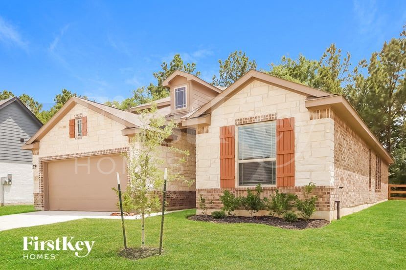 Building Photo - 119 Lk Wy Cir