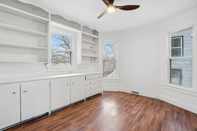 Building Photo - 1032 Kirkwood Blvd