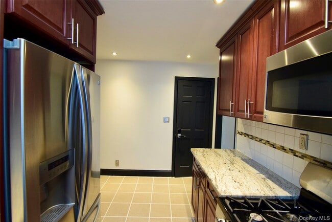 Building Photo - 4224 Edson Ave