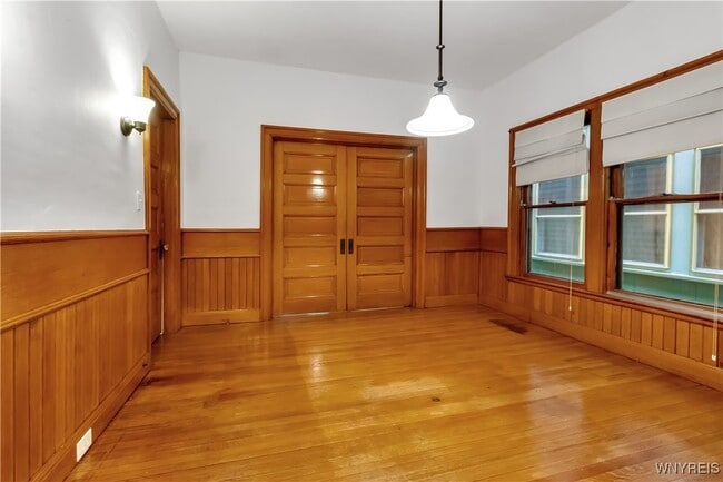 Building Photo - 110 Ashland Ave
