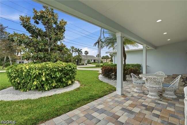 Building Photo - 1590 Sandpiper St