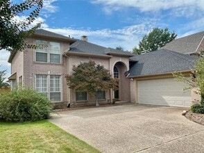 Building Photo - 1517 Pebble Creek Dr