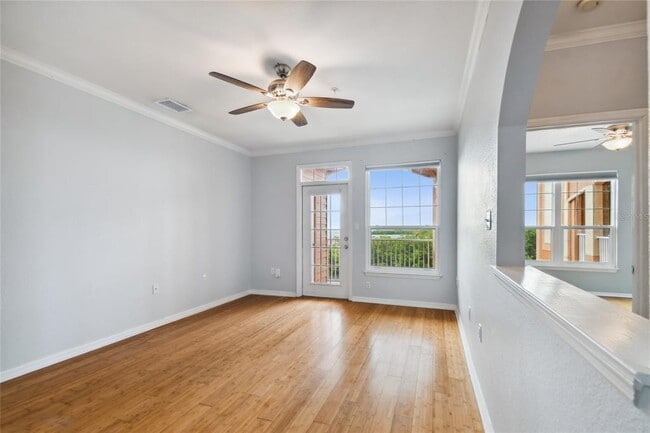 Building Photo - 5000 Culbreath Key Way