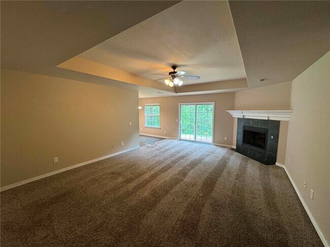 Building Photo - 540 Stowers Ave