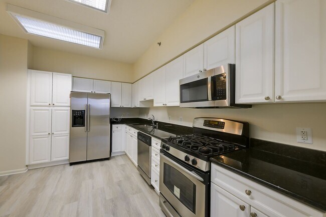 Building Photo - One of the Largest 2BR + Den Residences in Leisure World | Sunroom & Sauna