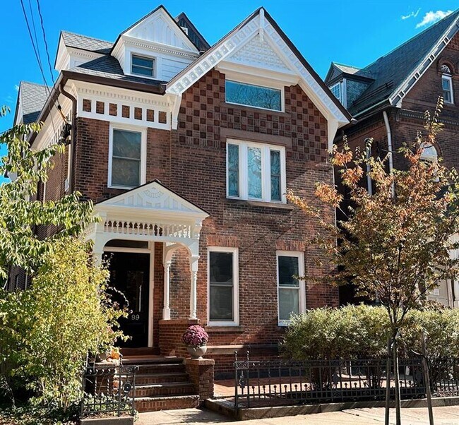 Building Photo - 99 Olive St