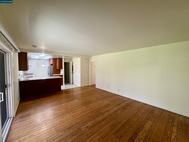 Building Photo - 103 Castle Rock Rd