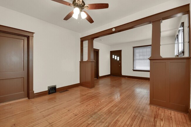 Building Photo - 9459 Midland Blvd
