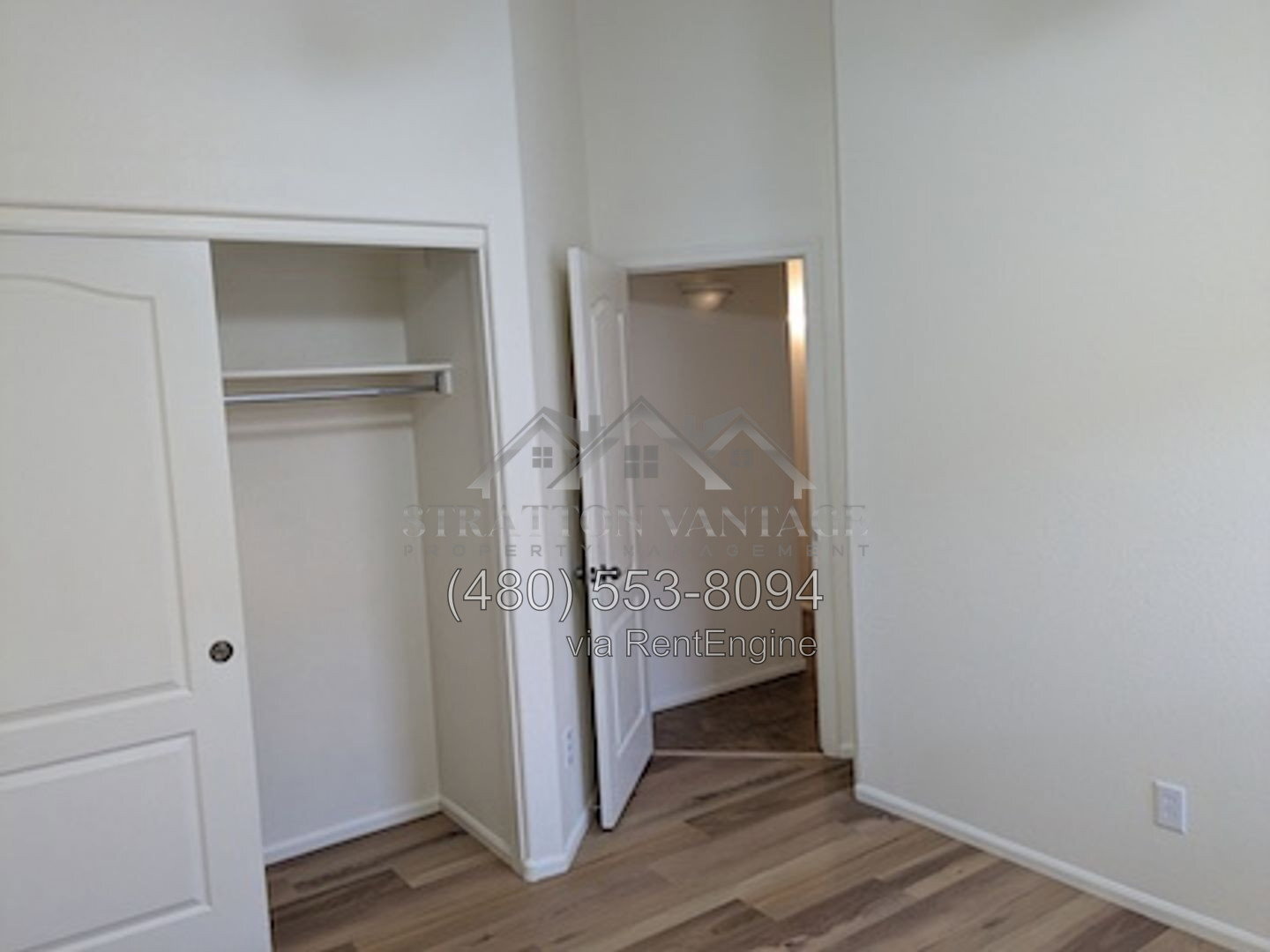 Building Photo - 28719 N 21st Ln