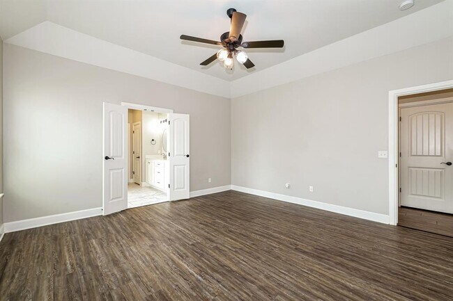 Building Photo - 4213 St Augustine St