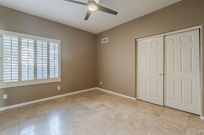 Building Photo - Welcome to your private Oasis!!