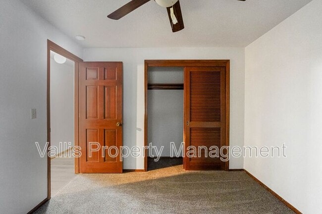 Building Photo - 2197 Doaks Ferry Rd NW