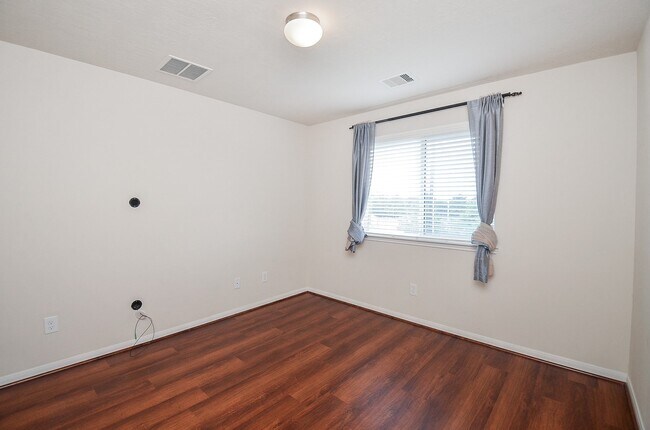Building Photo - 26715 Mandrake Falls Ct