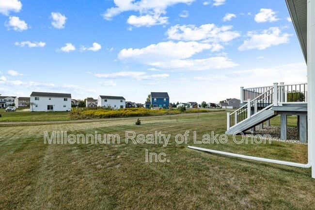 Building Photo - 7158 Primrose Ln