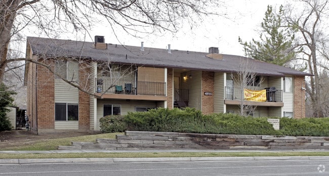 Building Photo - Brookside Apartments
