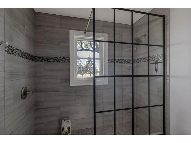 Building Photo - 11197 608th Ave