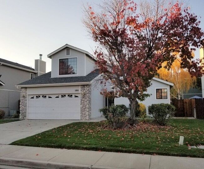 Home For Rent in Gardnerville 1180 Cottonwood St Gardnerville NV